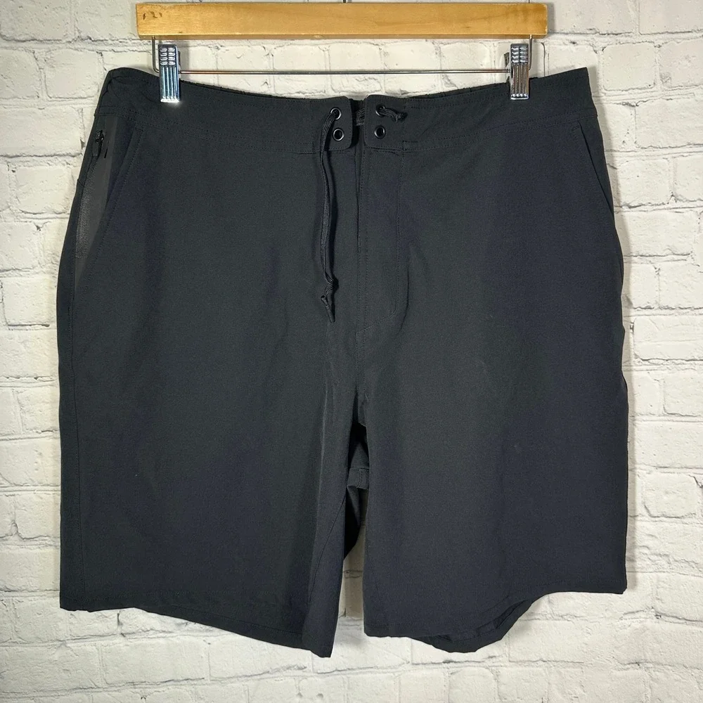 Ten Thousand Foundation Short Black Mens XL TTSH003V6 Training Gym Shorts 7in